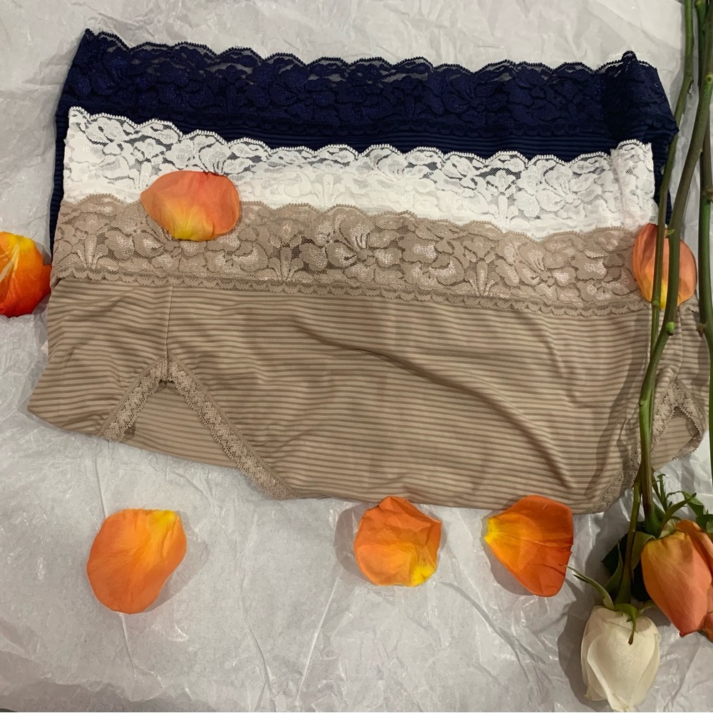 Vanity Fair Lace Trim High-Cut Panties Pack of 3 - Picture 6 of 9